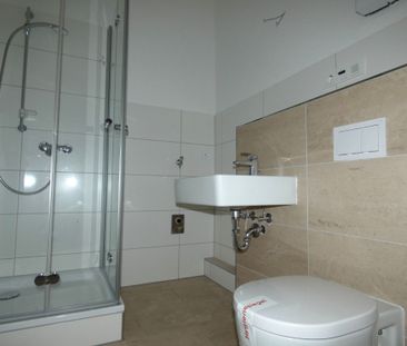 ** Modernisierte 2- EG-Altbauwohnung mit Loggia im beliebten Luisen... - Foto 3