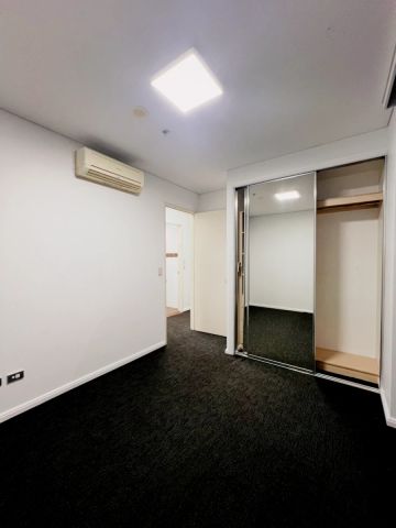 3 bed 2 bath - Photo 4