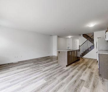 For Lease - 21 Woodedge Circle, Kitchener, Ontario - Photo 3