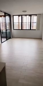 2 bed 2 bath - Photo 3