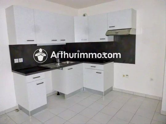 Location Appartement 4 pièces 76 m2 à Lieusaint - Photo 1