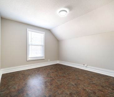 For Lease - 76 Richmond Street Unit# A, Brantford, Ontario - Photo 2