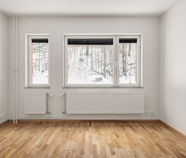 Bergfotsvägen, Tumba - Foto 2