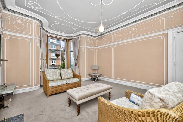 5 bedroom detached house to rent - Photo 1