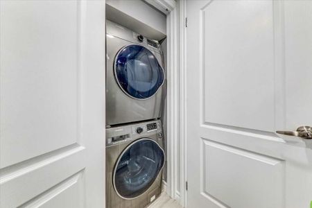 For Lease - 8 Eaton Park Lane Unit# 20, Toronto, Ontario - Photo 2