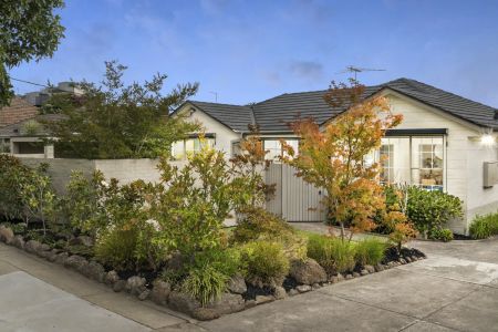 Unit 1/8 Lithgow Street, Glen Iris. - Photo 5