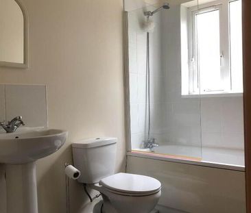 1 Maldon Court, Belfast, BT12 6GY - Photo 2