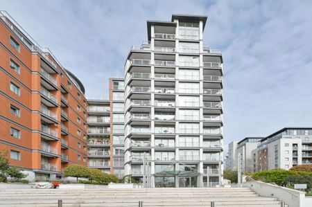 3 bedroom flat to rent - Photo 3