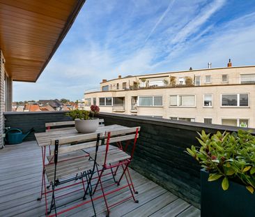 Penthouse met ruim terras en garage in centrum Roeselare - Photo 6