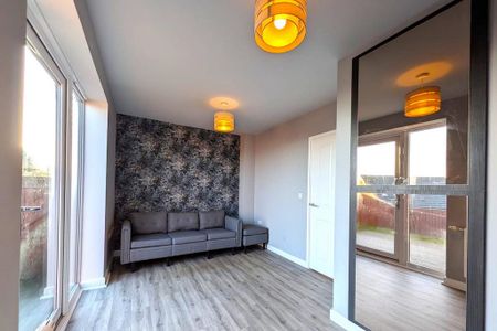 2 bedroom semi-detached house to rent - Photo 2