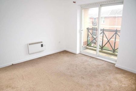 Marathon Way, SE28 - Photo 2