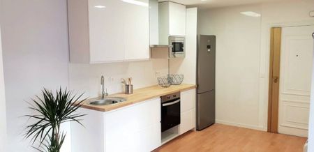 Carrer Maximiliano Thous, Valencia, Valencian Community 46009 - Photo 4