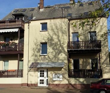 Tolle 2-Raumwohnung mit Balkon! PKW-Stellplatz direkt am Haus! - Foto 2