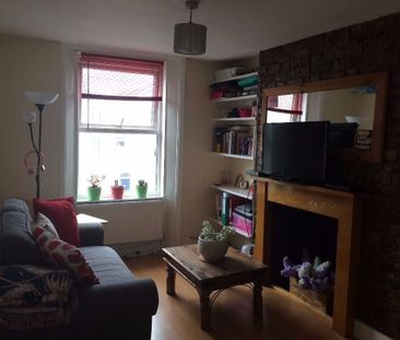 1 Bed Flat, Kentish Town Road, NW1 - Photo 3