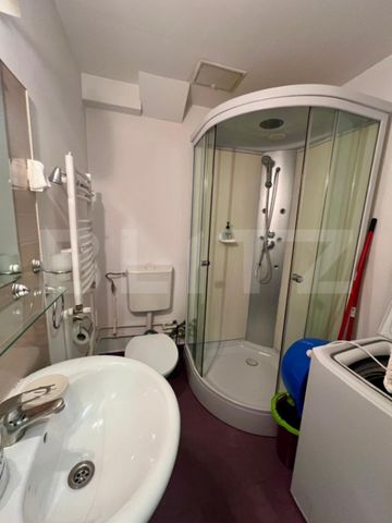 Garsoniera, zona centrala, centrala proprie si aer condition - Fotografie 5