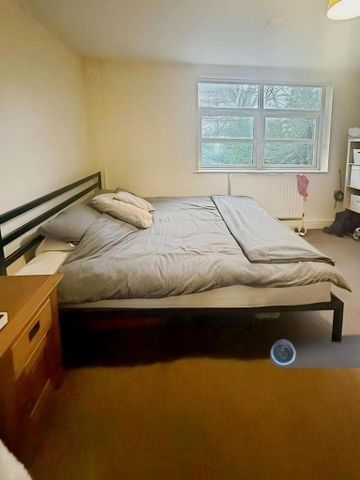 6 bedroom semi-detached house to rent - Photo 4