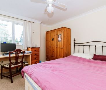 Hundar Court, Kennington - Photo 4