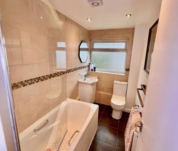 2 bedroom flat to rent - Photo 6