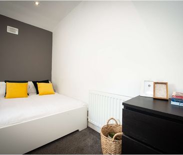 Room in a Shared House, Estcourt Terrace, LS6 - Photo 4