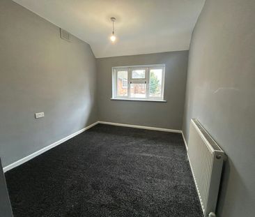 Semi-detached house to rent on - Photo 4