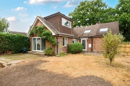 3 bedroom detached bungalow to rent - Photo 4