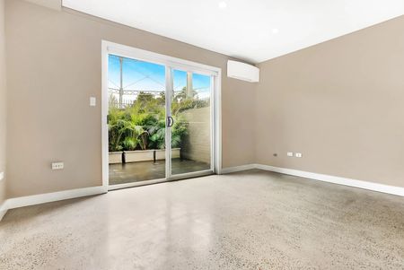 7/33 Burren Street, Erskineville NSW 2043 - House For Rent | Domain - Photo 4