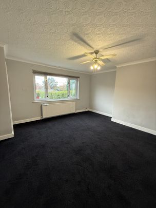 3 Bed Semi-Detached House, Thorpe Crescent, LS10 - Photo 1