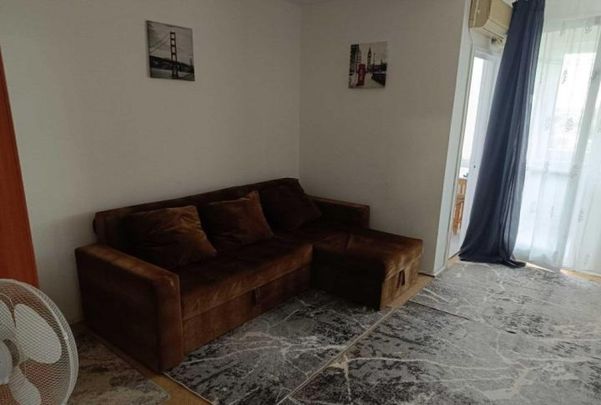 Aparatorii patriei etaj 7 turnu magurele berceni - Fotografie 1