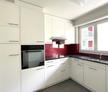 Moderne Wohnung in Adliswil zu vermieten - Photo 2