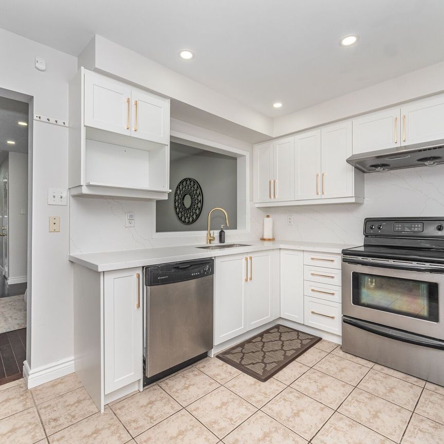 For Lease - 131 Crystal Glen Crescent, Brampton, Ontario - Photo 1