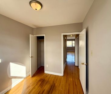 For Lease - 150 Kerr Street, Oakville, Ontario - Photo 5