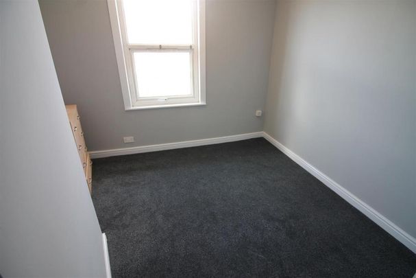 6 bedroom house to rent - Photo 1