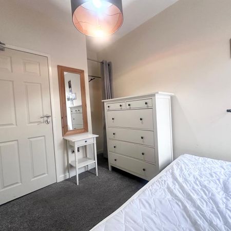 1 bed house share to rent in Hinton Street, Burnley, BB10 - Photo 3