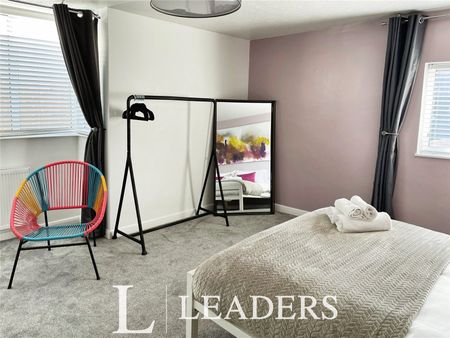 2 bedroom maisonette to rent Brighton Square, Brighton, East Sussex, BN1 - Photo 4