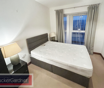 2 bedroom flat to rent - Photo 6
