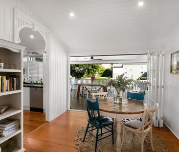 15 Saint Leonards Street, Coorparoo QLD 4151 - House For Rent | Domain - Photo 1