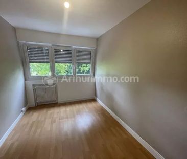 Location Appartement 5 pièces 84 m2 à Seloncourt - Photo 1