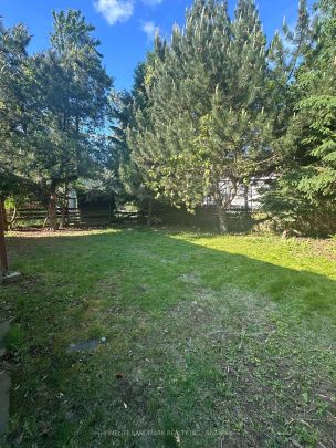 Detached Home For Lease | X8333008 - Photo 1