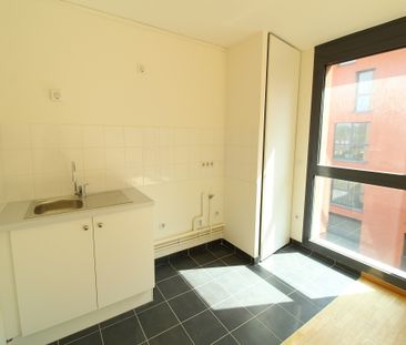 Location Appartement 1 pièce 29m² - Photo 2