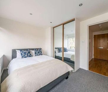 Millbank Court, John Islip Street, SW1P - Photo 5