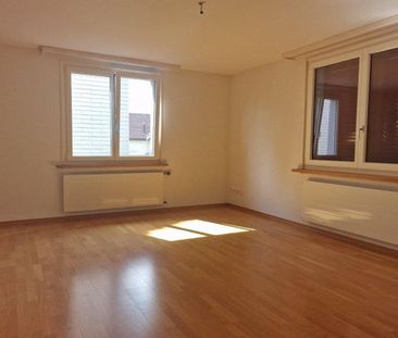 Generous 3½-room apartment with conservatory & 21 m² terrace in the... - Photo 6