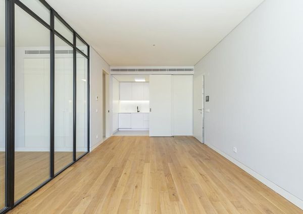 1 Bedroom Apartment with a view, Largo do Rato, Lisboa