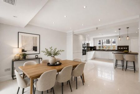 4 bedroom terraced house to rent - Photo 5
