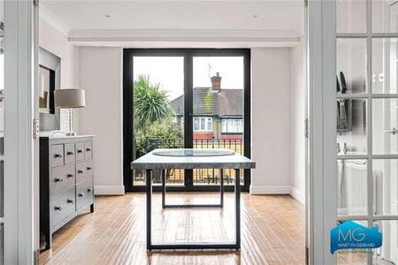 Charter Way, Southgate, London, N14 - Photo 5