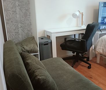 Elizabeth Park - Photo 2