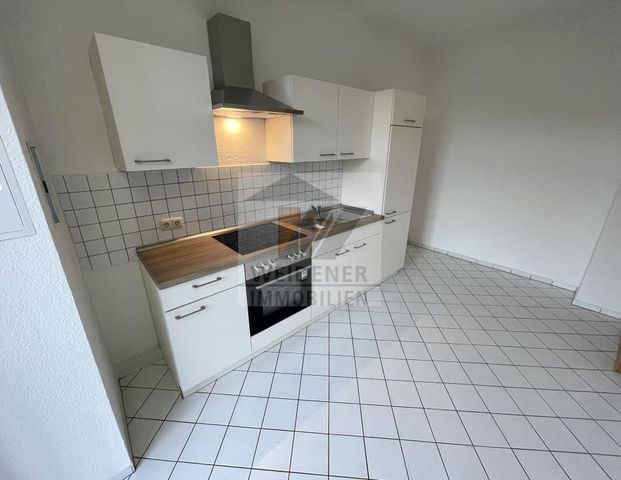 Große 1 Raum-Wohnung mit neuer Einbauküche & Wanne in Gera-Zwötzen! - Photo 1