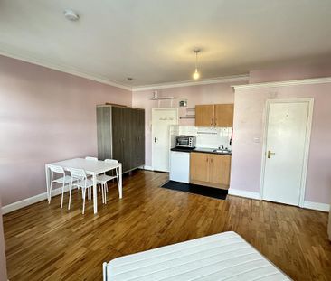 Studio to rent - Photo 5