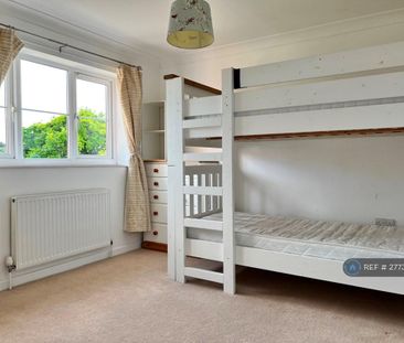 4 bedroom detached house to rent - Photo 5