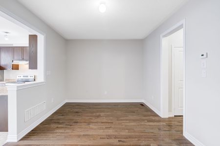 For Lease - 22 Goulston Street, Brampton, Ontario - Photo 2