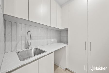 57/25 Trenerry Crescent, Googong NSW 2620 - Townhouse For Rent | Domain - Photo 5